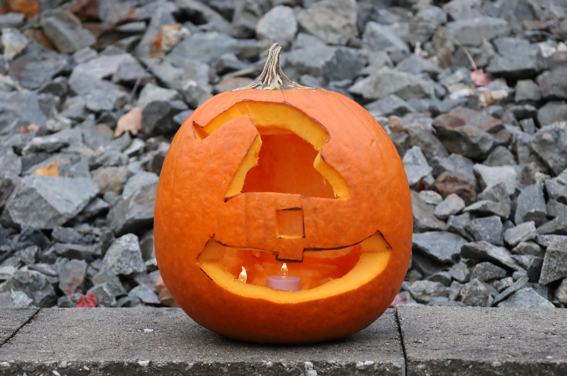 Parker Pizza, Paperbacks and Pumpkins Carved and creatively decorated pumpkins were the highlight of the Pizza, Paperbacks and Pumpkins event at Parker Middle School on Wednesday, Oct. 21, 2026.